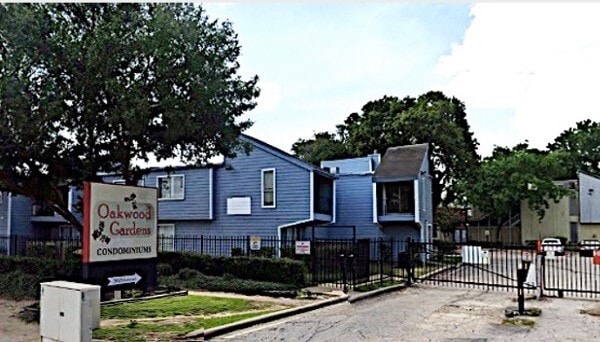 Building Photo - 5625 Antoine Dr Unit 313