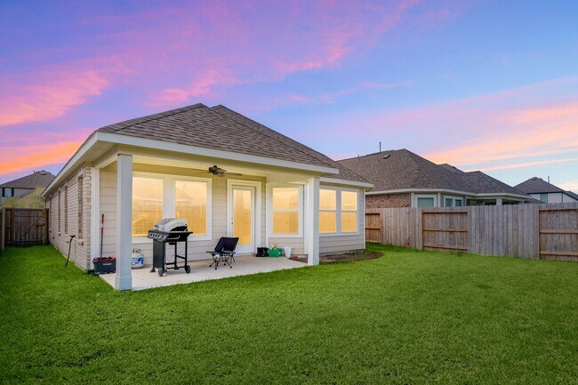 Photo - 21670 Wave Holw Dr