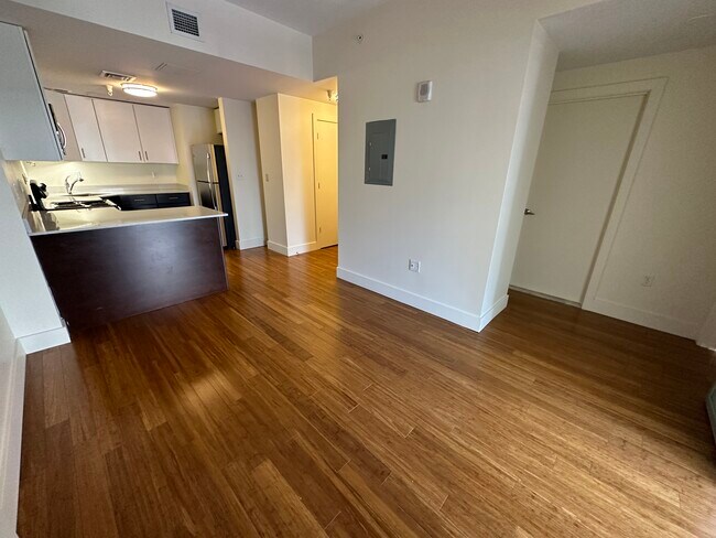 Photo - 25 Winter St Unit 3