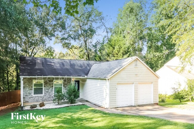 Photo - 824 Riverstone Ln