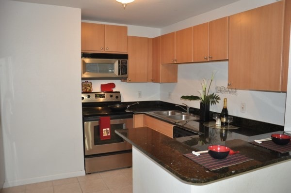 Building Photo - 1780 Palm Cove Blvd
