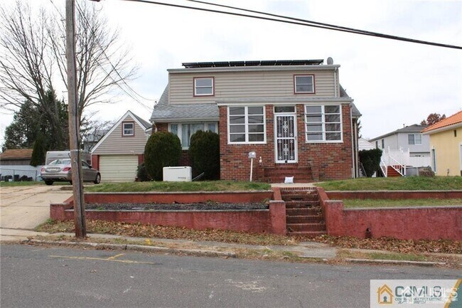 Building Photo - 35 Lavern St Unit 2nd F Rental
