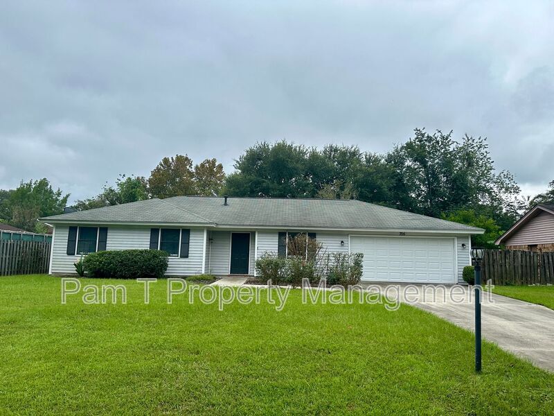 Photo - 705 Pine Barren Rd House