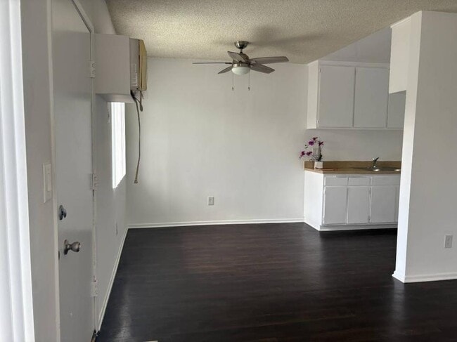 Photo - 1.0 bedroom in Los Angeles California 91343 Unit 34