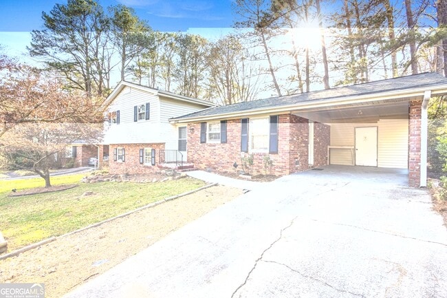 Photo - 2922 Appling Way