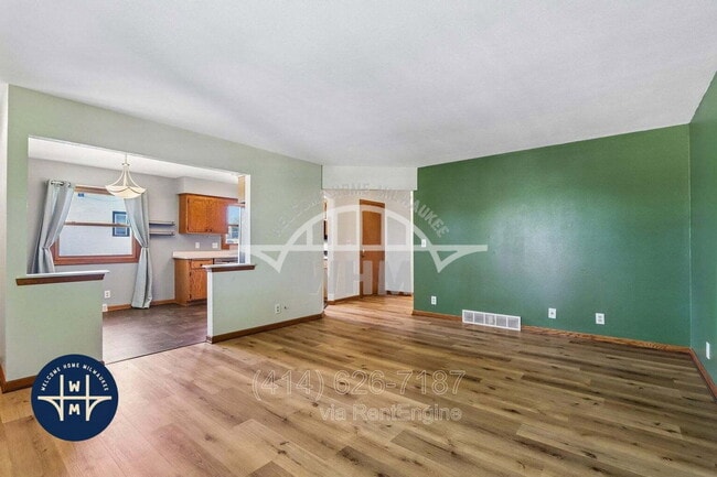 Photo - 3559 S 33rd St