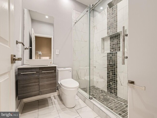 Photo - 1007 N Charles St Apartment Unit 2