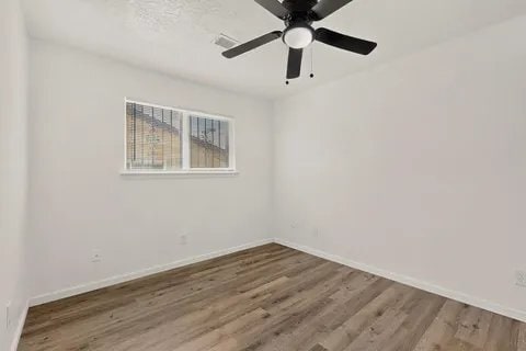 Photo - 12608 Copper Ave NE