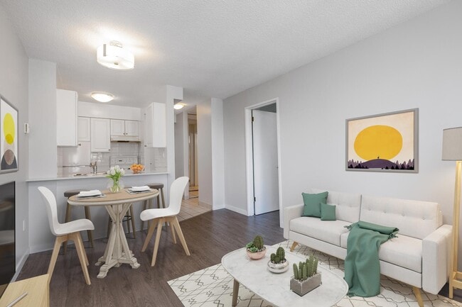 Photo - Ilikai Unit 01108