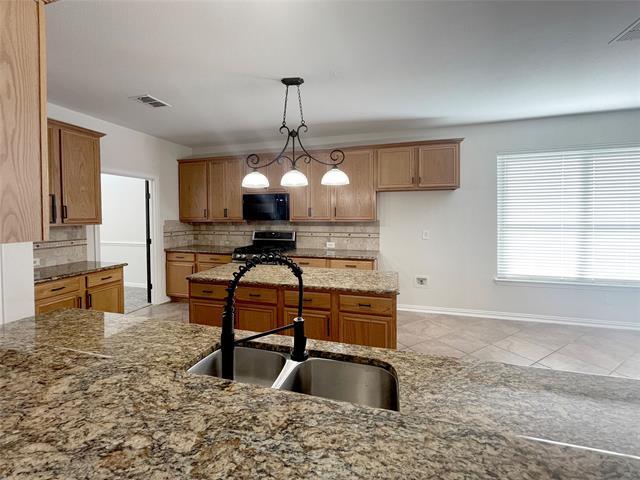 Photo - 7850 Greenvalley Ln