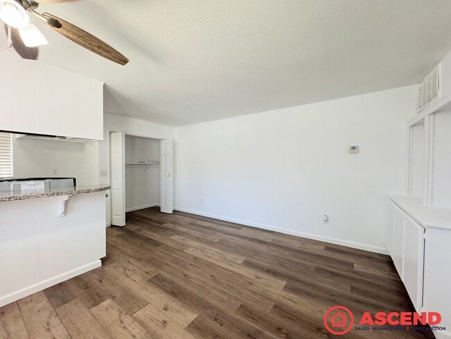 4809 Hahn Ave