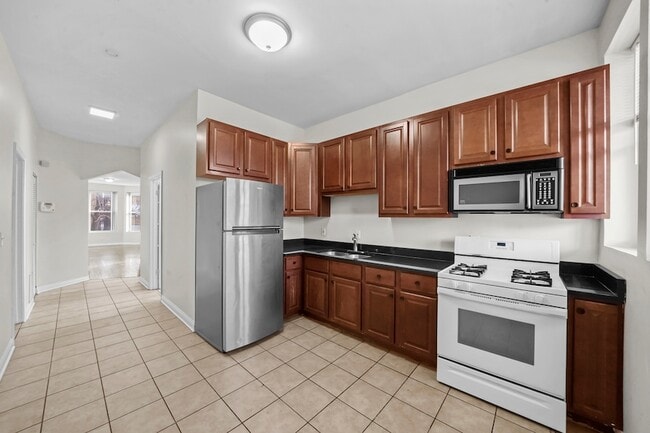 1254 S Kildare Ave