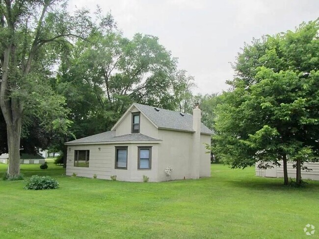 Building Photo - Home for Rent