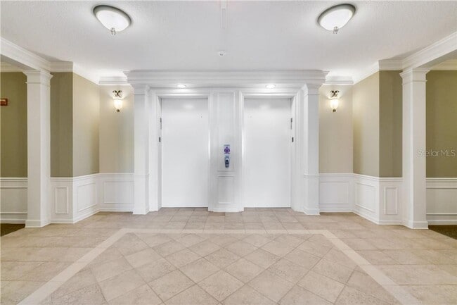 Photo - Beautiful WATERFRONT 3 bedrooms Condo loca... Unidad 404