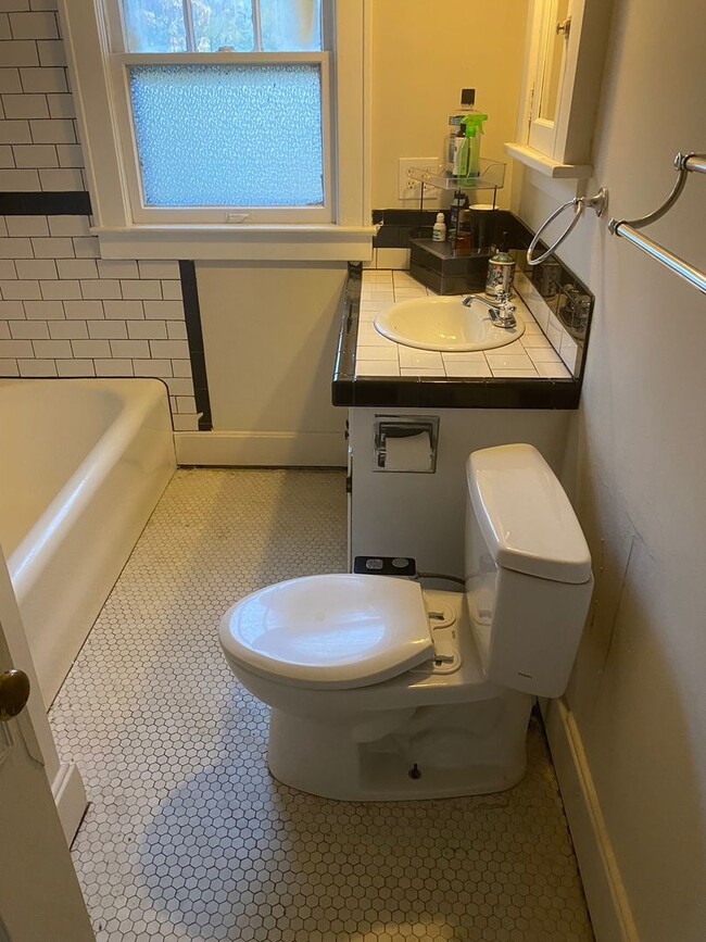 Photo - Duplex walking distance to Rockhurst Unive...