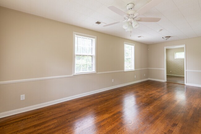 Photo - 4107 Owen Rd