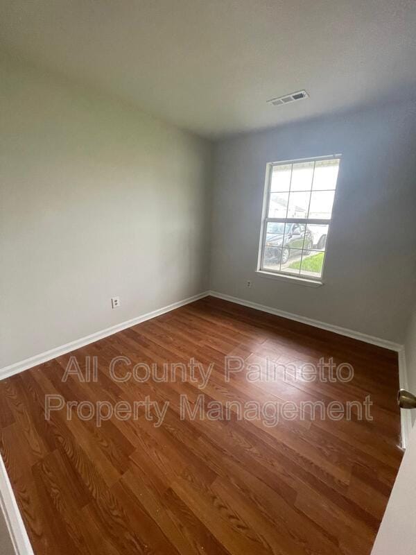 Photo - 5143 Eastway St