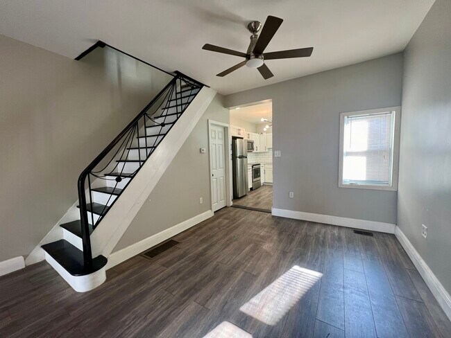 Photo - 2957 Miller St