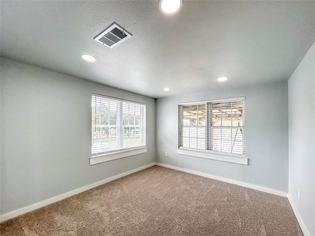 Photo - 300 Sanders Rd