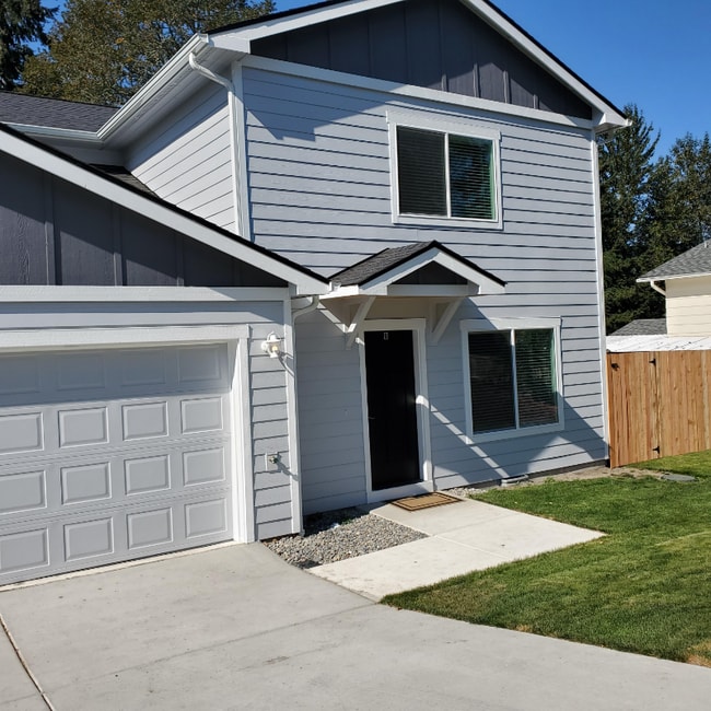 Building Photo - 9227 Kenwood Dr SW Rental