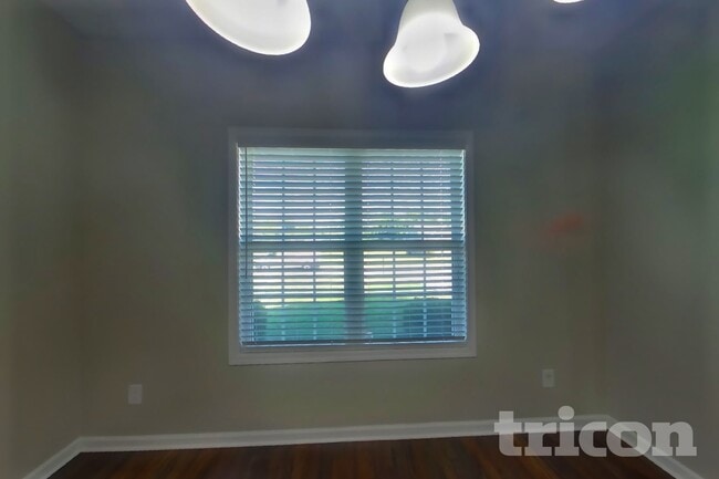 Photo - 820 Ellyson Dr