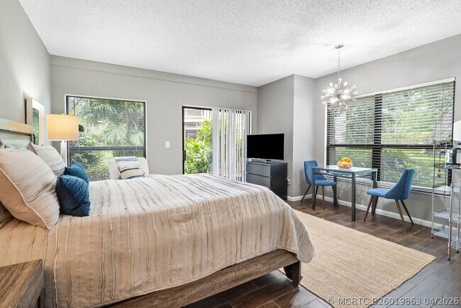 Photo - 11863 Wimbledon Cir Unit 407