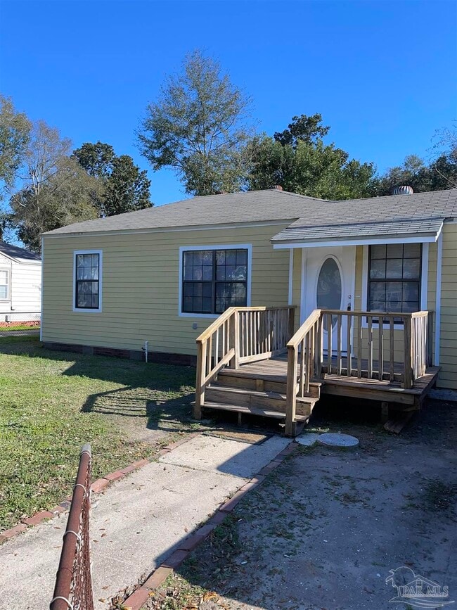 Photo - 122 Brandon Ave
