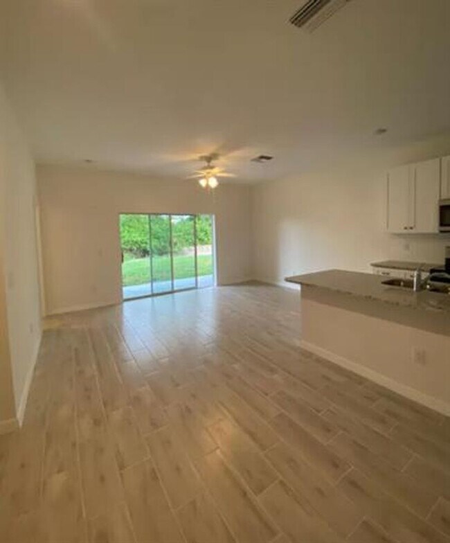 Photo - 3437 SW 8th Pl