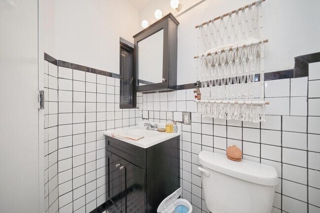Photo - 2 bedroom in New York NY 10036 Unit 1C