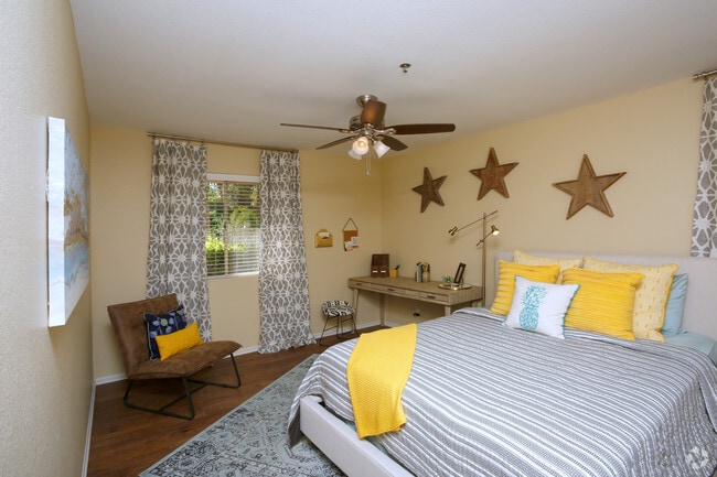 2 BR, 2 BA