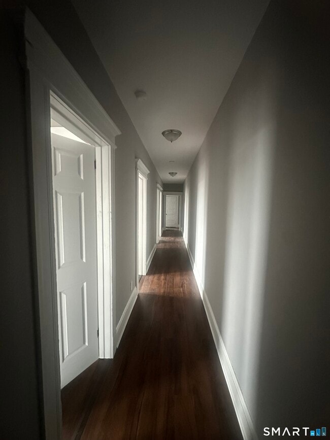 Photo - 1155 Broad St
