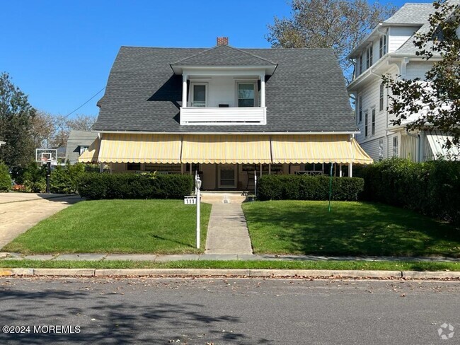 Building Photo - 111 Allen Ave Rental