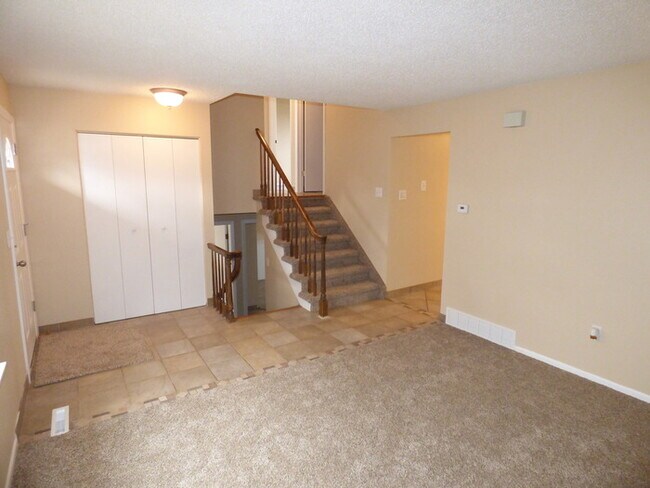 Photo - Spacious 4 Bed/2 Bath Home in North Loveland