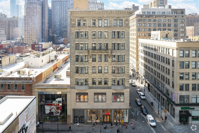 Photo - 1530 Chestnut