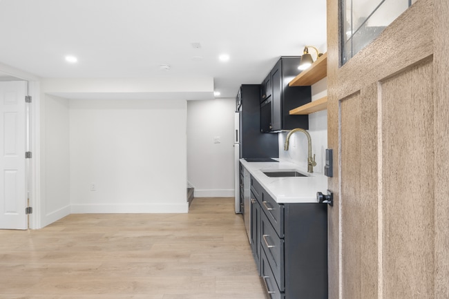 Photo - 5703 Fenwick Dr