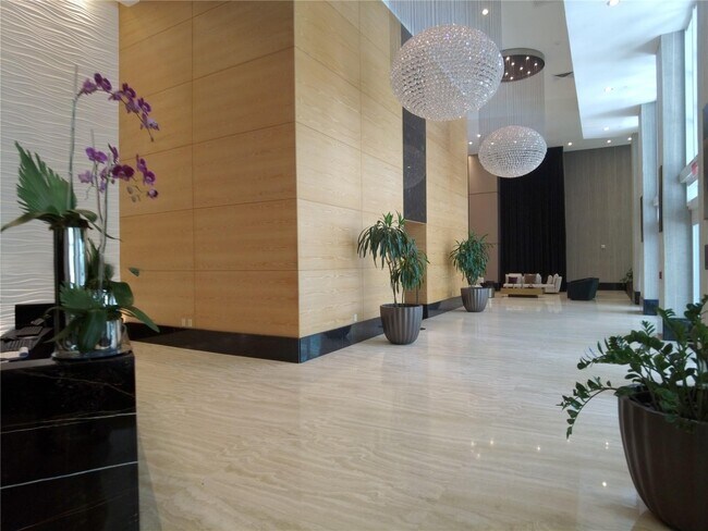 Photo - 950 Brickell Bay Dr Unit 5404