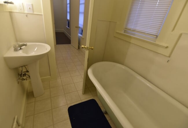 Bathroom - 821 6th St NW Unit #2 South