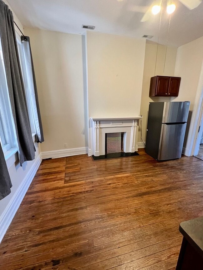 Photo - 212 W Main St Unit Apt. A