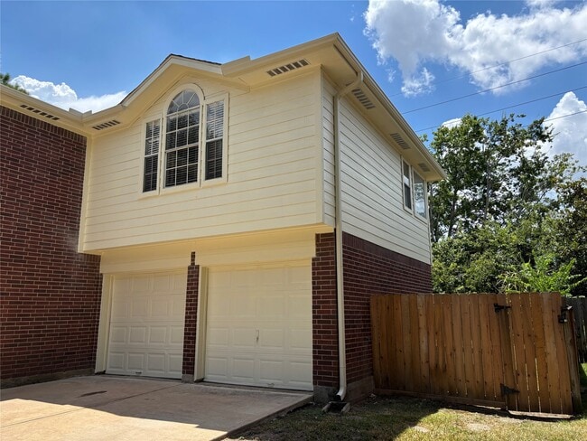 Photo - 16003 Mission Glen Dr