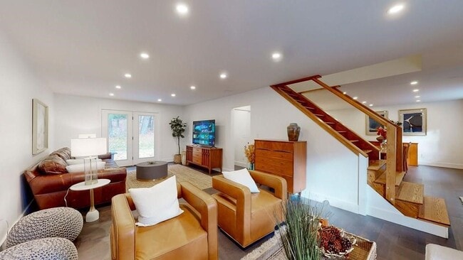 Photo - 11833 Overlook Dr