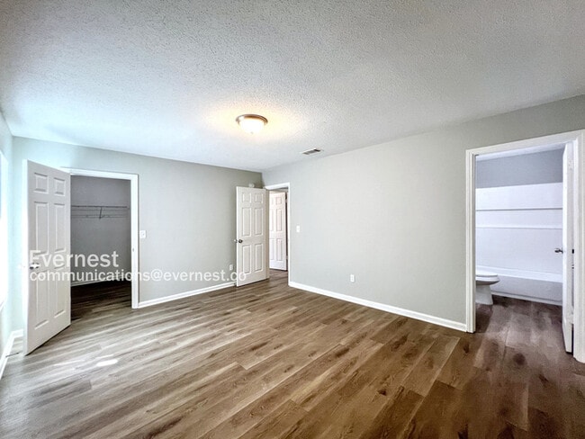 Photo - 3573 Russelwood Dr