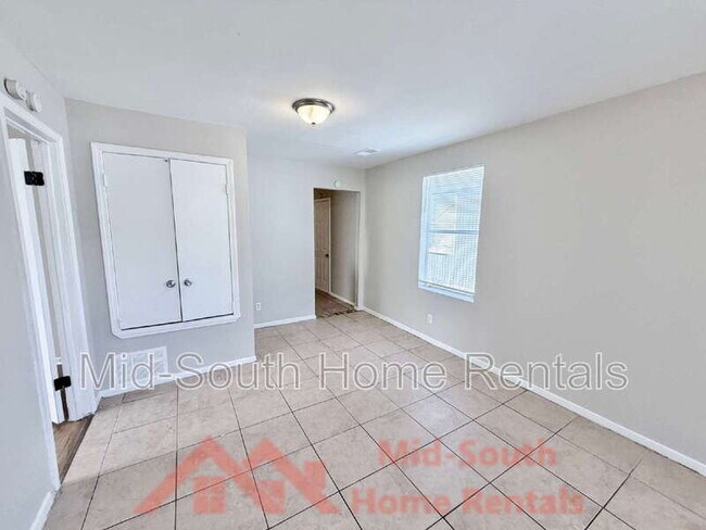 Photo - 1549 Patton St