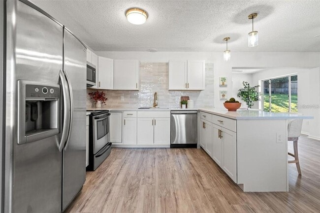 Photo - 7370 Holiday Dr