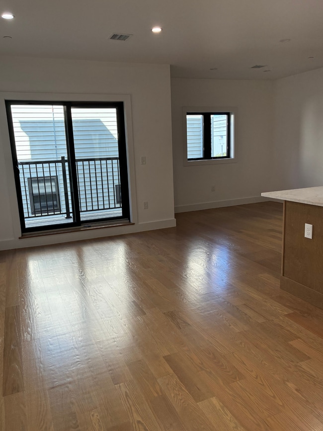 Photo - 97 Addison St Unit 204