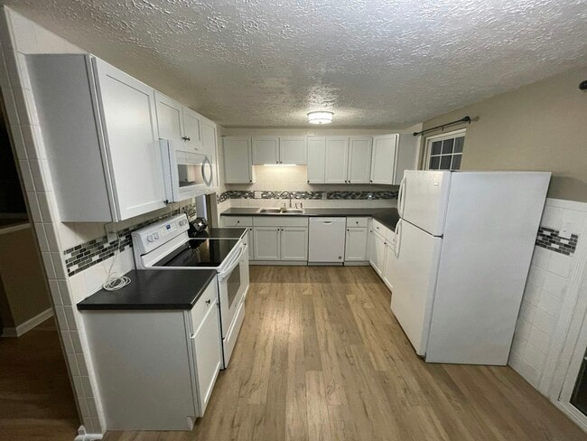 Photo - 6630 Cordova Dr