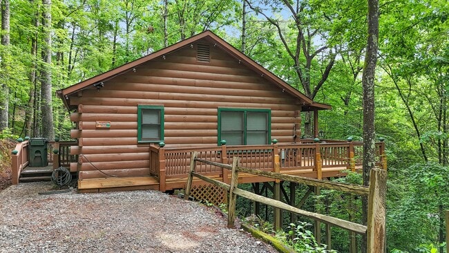 Building Photo - 9 Briar Creek Rd