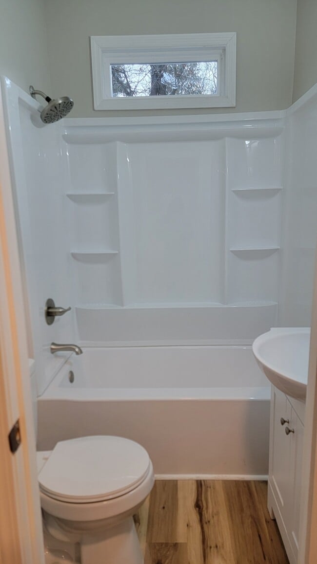 Photo - 1616 Craven St