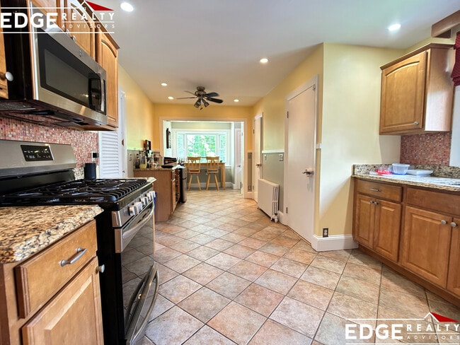 Photo - 39 Donnybrook Rd Unit 2