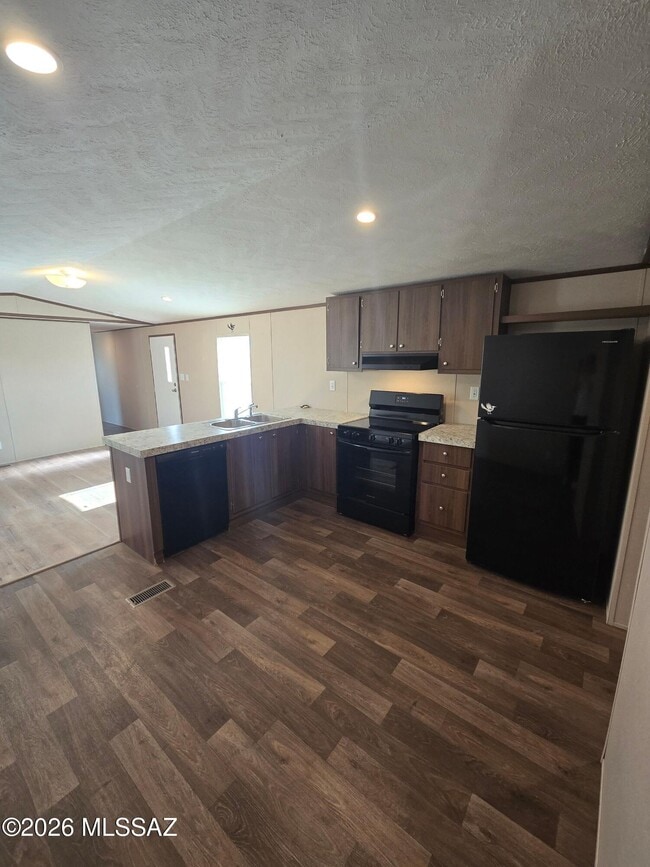 Photo - 5800 E Hermans Rd