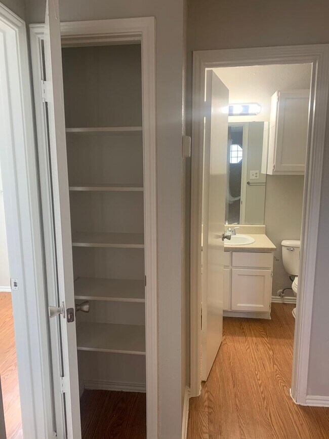 Building Photo - 7814-7816 Las Olas Blvd Unit LO7814